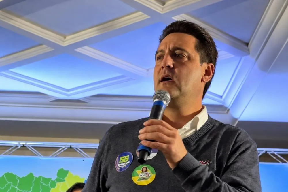 Ratinho Junior sobe o tom contra Moro e diz que senador trata Paraná como “segunda opção”