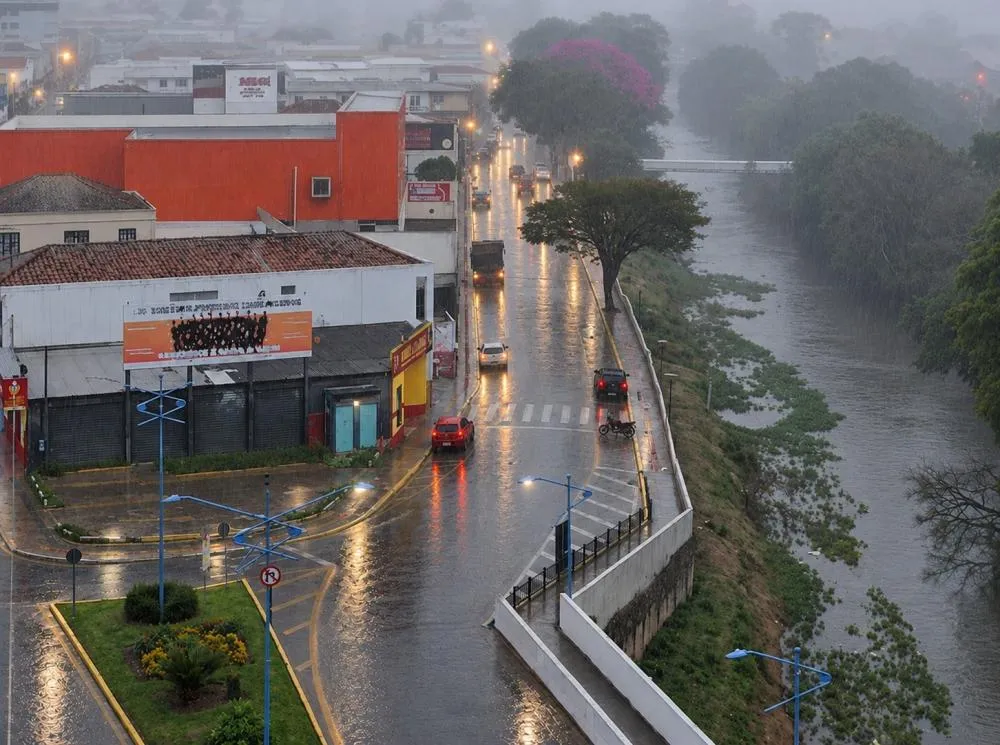Somente na quinta-feira (10), Jaguariaíva acumulou 83,4 milímetros de chuva. Foto: IA - Folha Extra