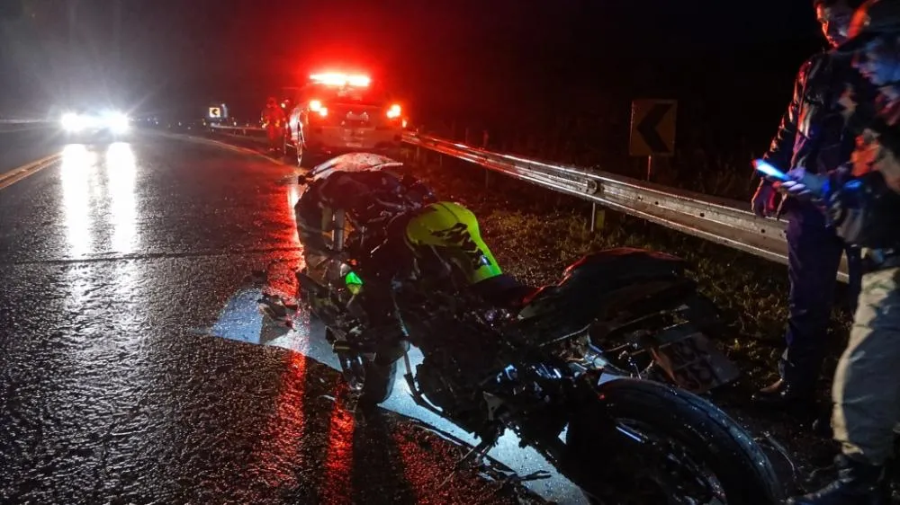 Acidente com moto mata jovem em rodovia da região