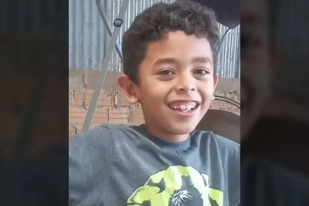 Criança de 9 anos morre após ser baleada pelo tio enquanto jogava videogame no Paraná