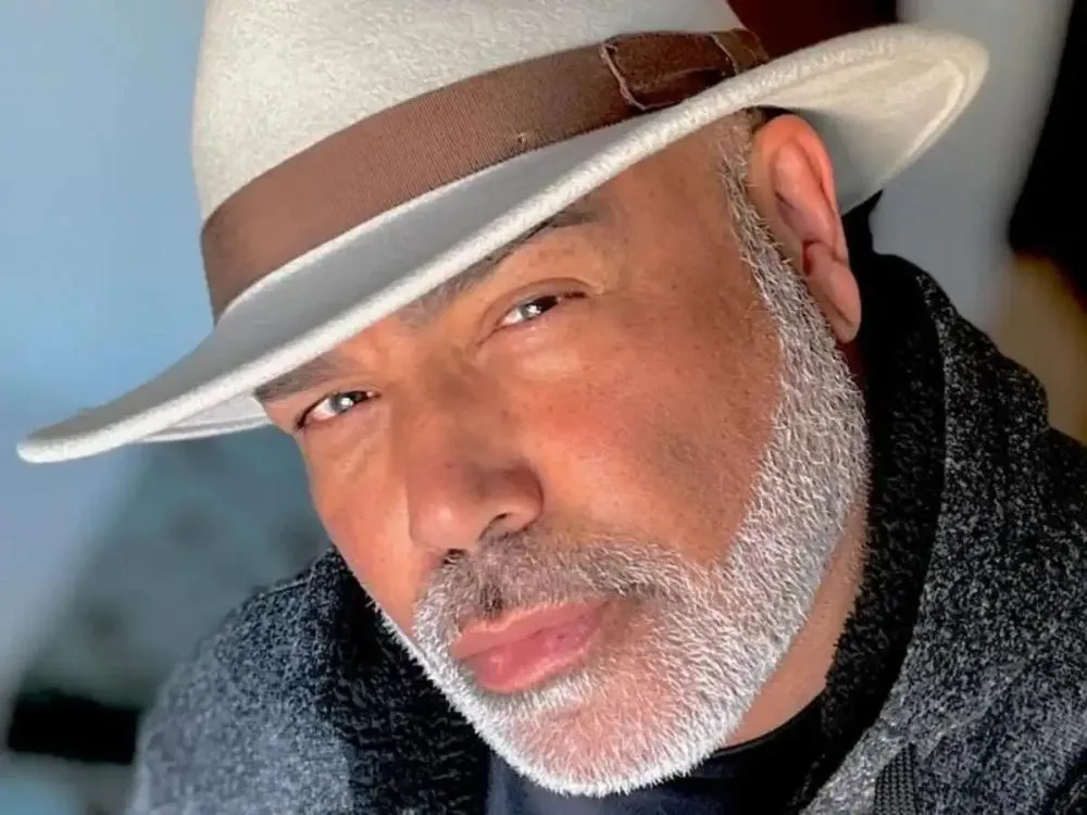 Relembre o legado de Rick, cantor que marcou o sertanejo com Renner