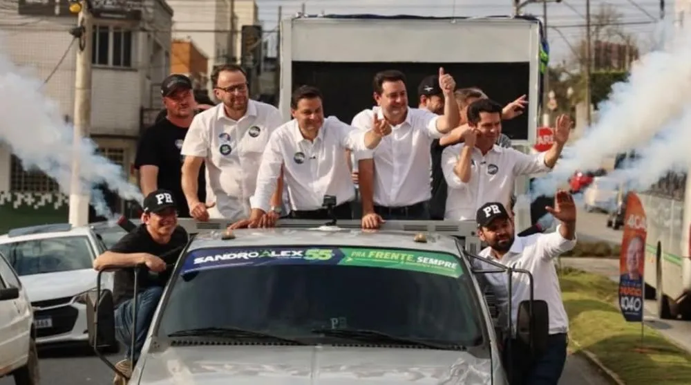 Ratinho Junior, Sandro Alex e Curi realizam campanha com carreatas no Norte Pioneiro
