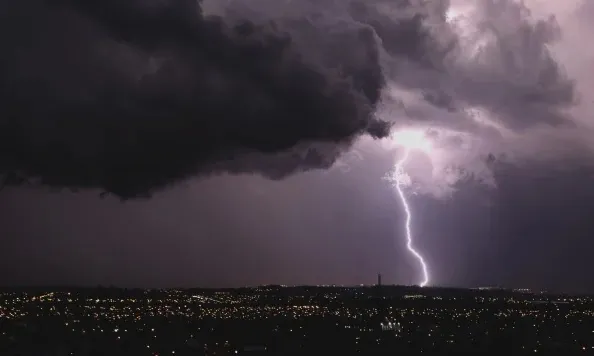 Norte Pioneiro tem novo alerta de tempestades com ventos de até 100km/h e granizo