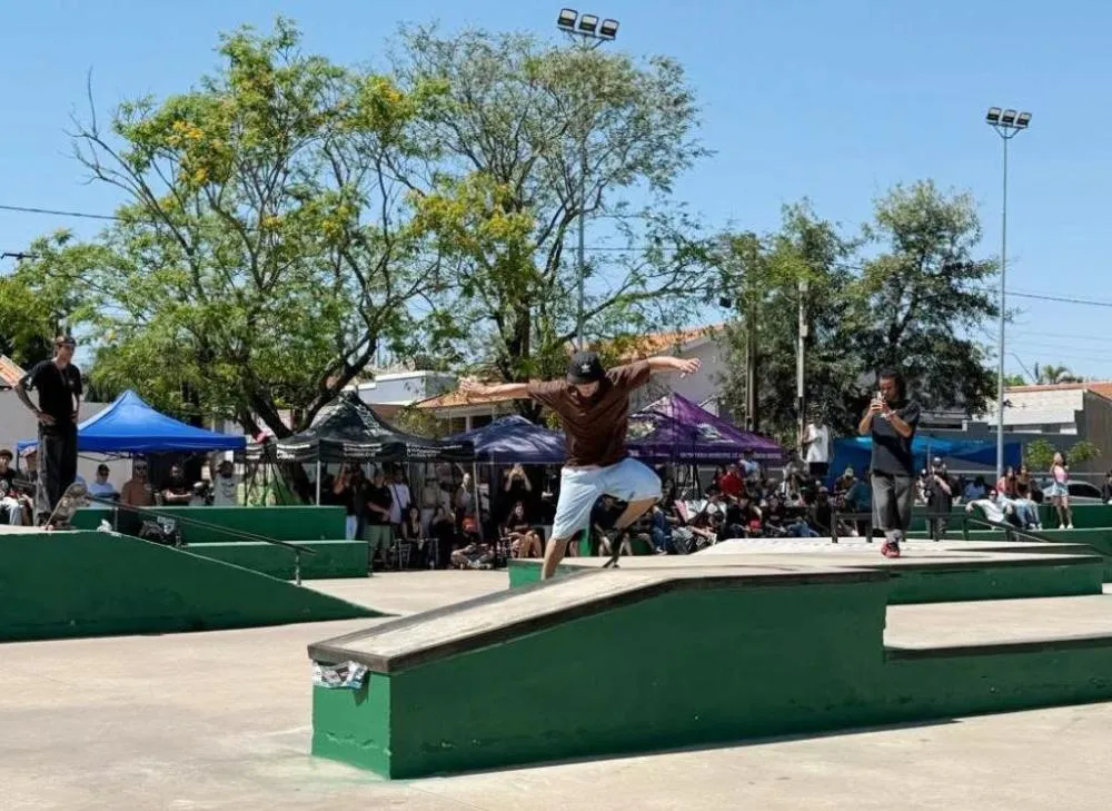 Circuito Paranaense de Skate reúne atletas e público em Santo Antônio da Platina