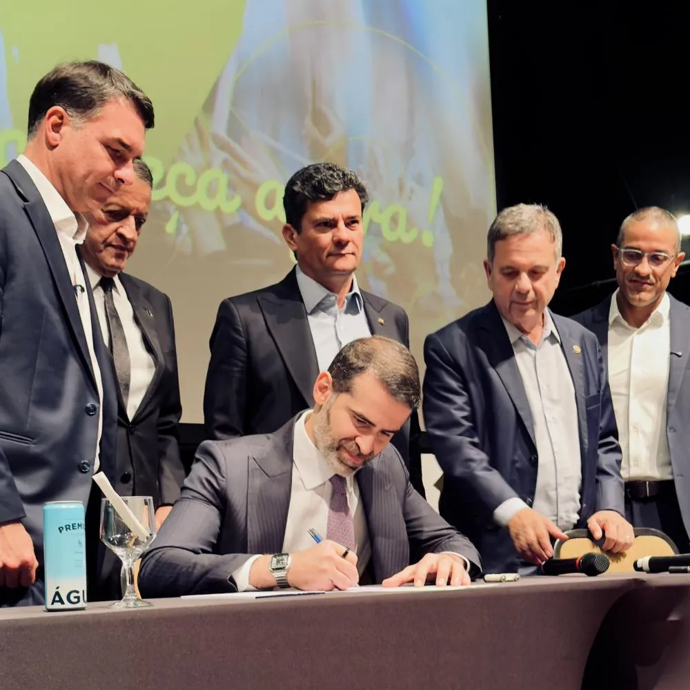 Luís Felipe Cunha se filia ao PL e prepara chegada ao Senado em 2027