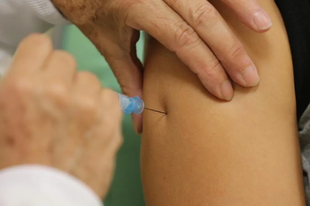Saúde alerta sobre importância da imunização para conter doenças