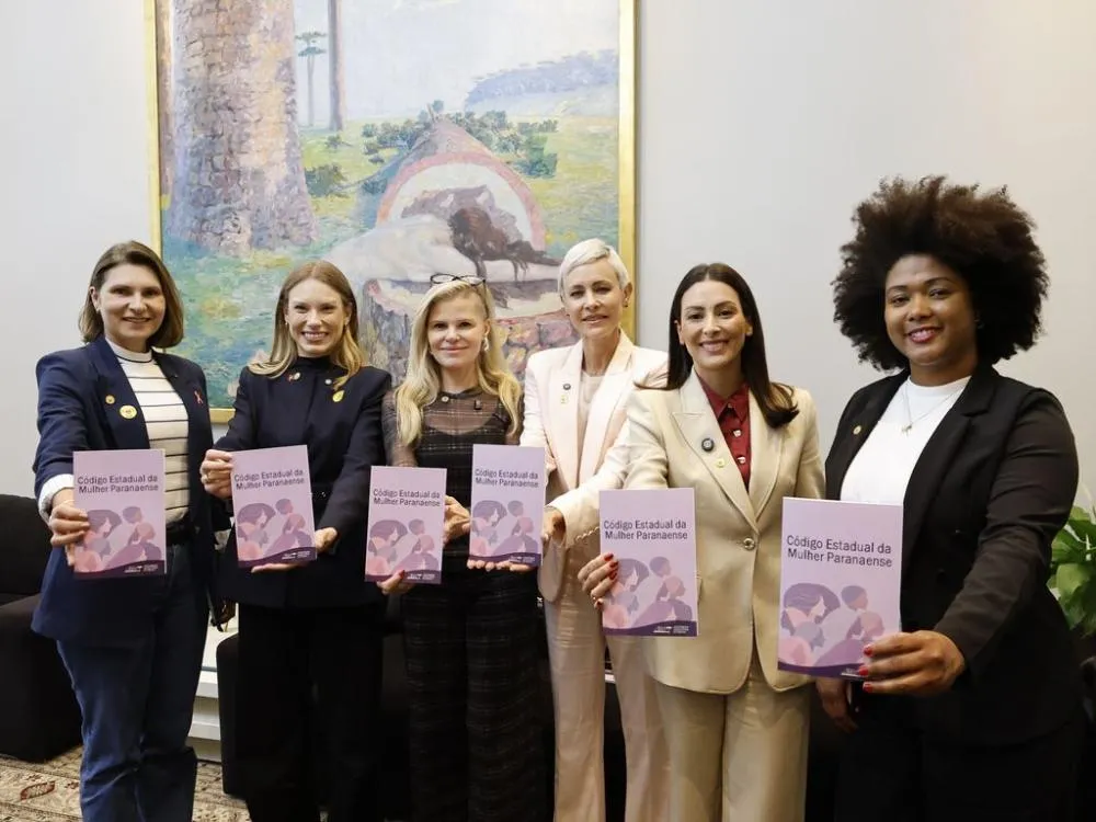 Bancada Feminina da Assembleia recebe deputadas estaduais eleitas para a próxima legislatura