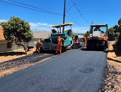 Pinhalão inicia pacote de pavimentação que vai contemplar mais de vinte ruas da cidade