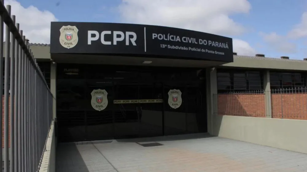 Condenado por matar esposa a facadas na frente do filho é preso nos Campos Gerais